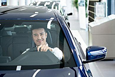 《使命召唤：战区》季中更新 将再加入另一个“隐身”皮肤